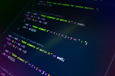 从手动搬砖到自动排雷：用Rector规则批量重构ThinkPHP遗留代码中的SQL注入与XSS漏洞