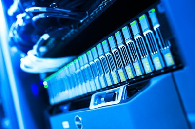 内核升级后网络驱动丢失？dracut shell 与 chroot 救援重建 initramfs 指南